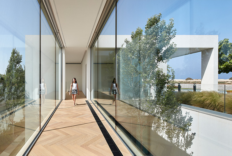 יתרונות מול חסרונות חלונות מינימליסטיים